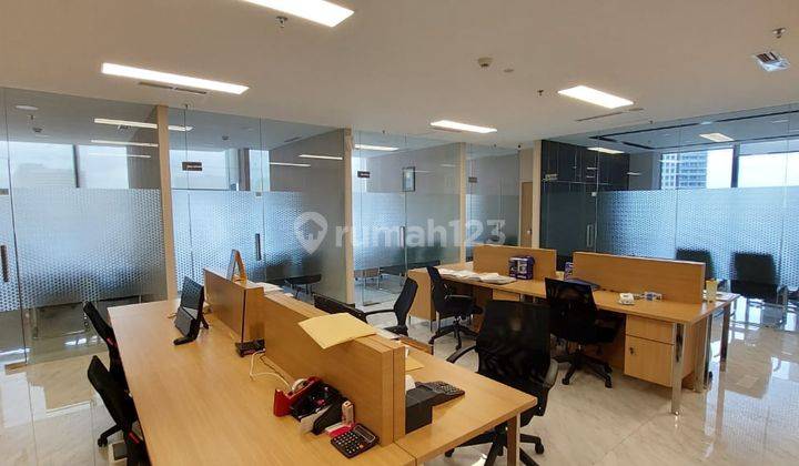 Sewa District 8 Office Scbd Jakarta Treasury Luas 318 Sqm Furnished 2