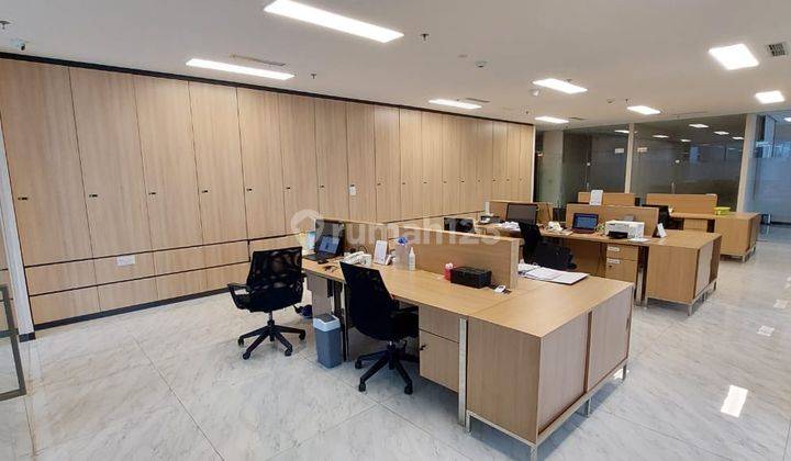 Sewa District 8 Office Scbd Jakarta Treasury Luas 318 Sqm Furnished 1