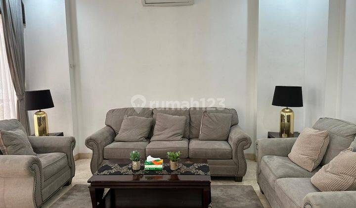 Rumah Mewah Patra Kuningan 2 Lantai Ada Kolam Renang Semi Furnish 2