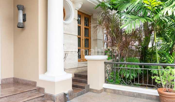 Dijual Cepat Rumah Mewah 3,5 Lantai di Cempaka Putih Tengah, Jakarta Pusat