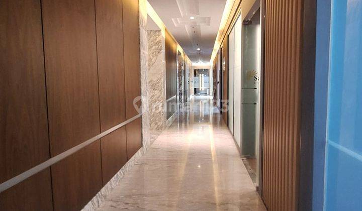 Disewakan District 8 Office Scbd Semi Furnished 2