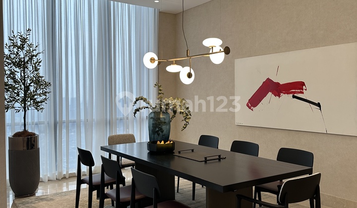 Luxury 3Br At Regent Residences - Private, Prestigious, World-Class Living 2