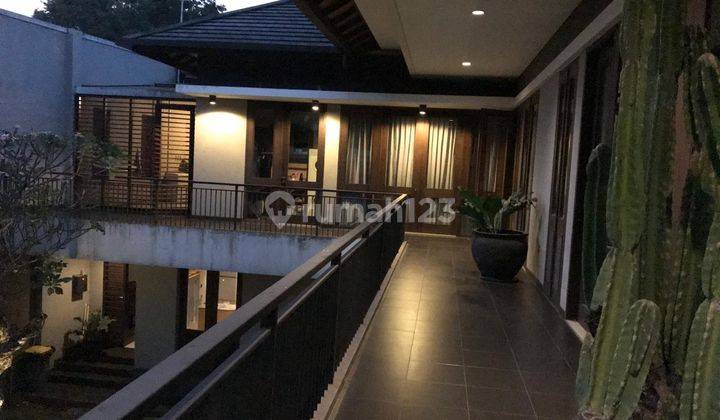 Jual Rumah Lux Mewah Sayap Cipaganti  1