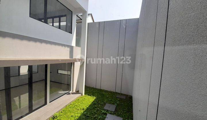 DIJUAL RUMAH  MEWAH BARU  MINIMALIS SETRADUTA CEMARA