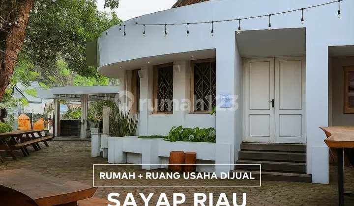 For Sale: House and Commercial Space in a Very Strategic Location in Sayap Riau For Sale: House and Commercial Space in a Very Strategic Location in Sayap Riau