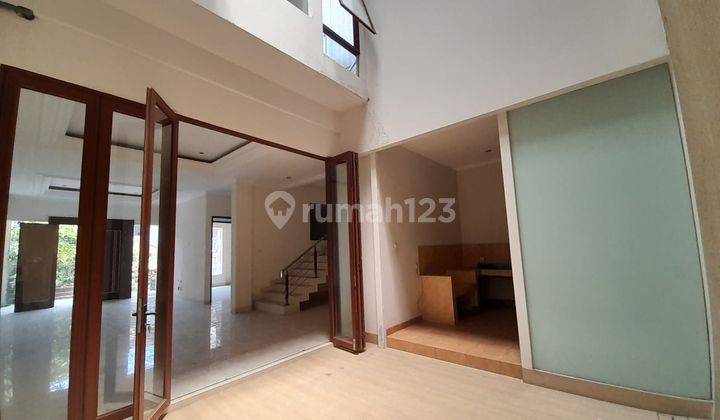 Jual Cepat Rumah Minimalis Siap Hunidi Komplek Elit Setra Duta 2