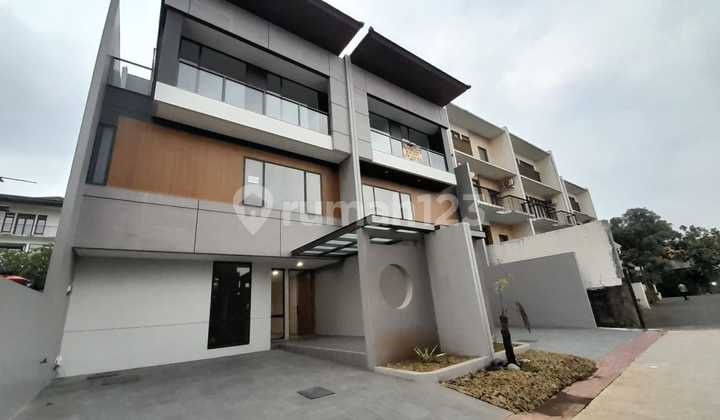 Dijual Rumah Baru 3 Lt Perumahan Elite Setra Duta Lavida Dijual Rumah Baru 3 Lt Perumahan Elite Setra Duta Lavida