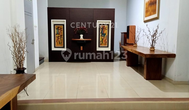 Rumah Lux Semi Furnished di Resor Dago Pakar