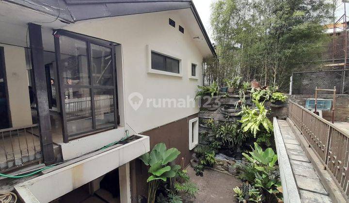 Jual Rumah 2 Lt Lokasi Strategis Sayap Dago Dekat Kampus Ut Usaha 1