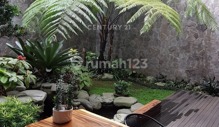 Rumah Mewah Siap Huni di Setraduta Bandung 2