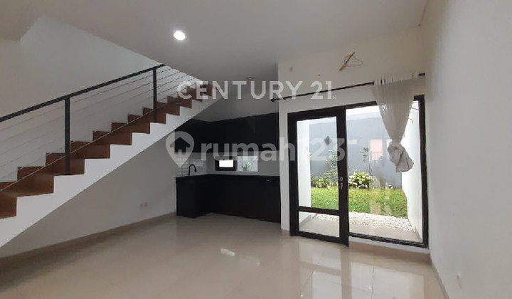 Unit Rumah Baru Minimalis Modern di Komplek Puri Syailendra Sayap Unit Rumah Baru Minimalis Modern di Komplek Puri Syailendra Sayap