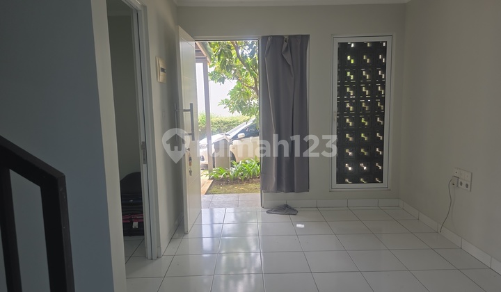 Rumah Siap Huni 2 Lantai di Cluster Dayana, Summarecon Bandung