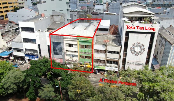 Rare Strategic 2-Shophouses For Sale In Glodok, Pancoran, Jakarta 2