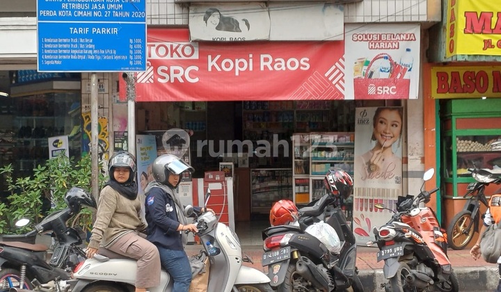 Shop House for Rent Main Road Gandawijaya Cimahi 2