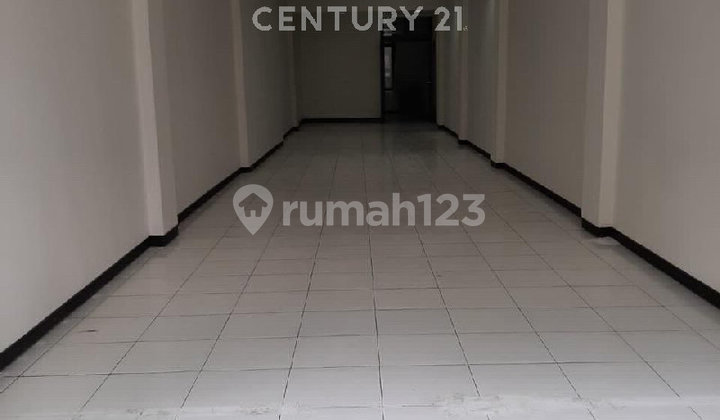 Strategic Ruko on Ahmad Yani Main Road, Suitable for Business 2