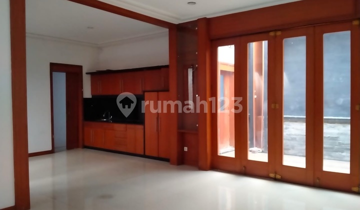 Rumah Dekat Kampus .tol Pasteur Nyaman Ok. 2