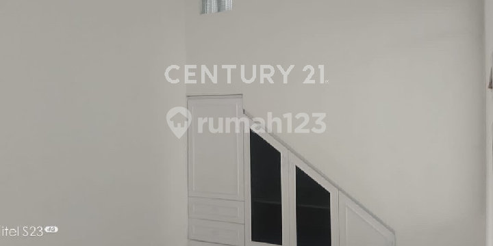 Rumah Siap Huni  Bagus Terawat Taman Kopo Indah 2