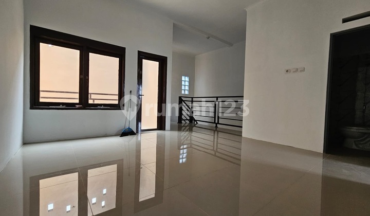 Rumah Bagus Kopo Permai Siap Huni Nyaman…. Rumah Bagus Kopo Permai Siap Huni Nyaman….