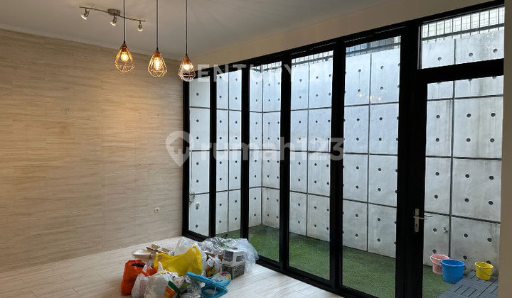 Rumah Minimalis Bagus Siap Huni Nyaman Taman Kopo Indah Rumah Minimalis Bagus Siap Huni Nyaman Taman Kopo Indah