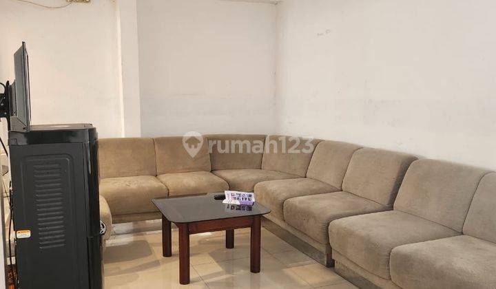 Ruko Mainroad Surapati Disewa Lebar 10. 1