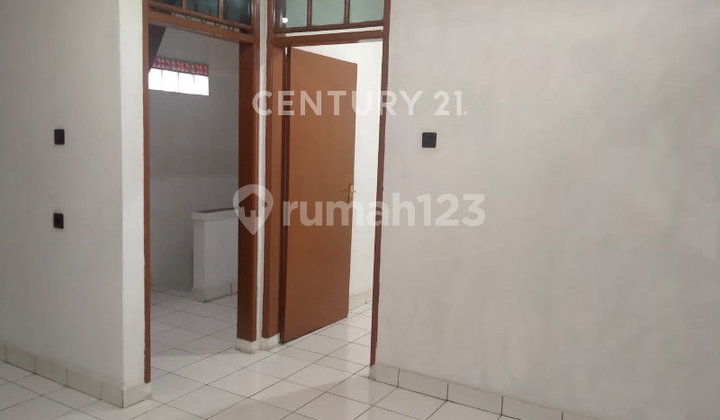 Rumah Siap Huni Adem Nyaman Taman Kopo Indah