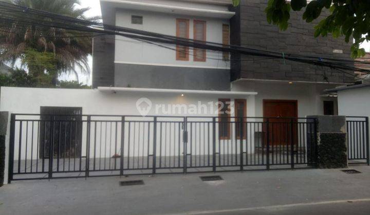 kan bangunan/ruang usaha untuk restoran, Lokasi Cipete, pinggir jalan raya 1