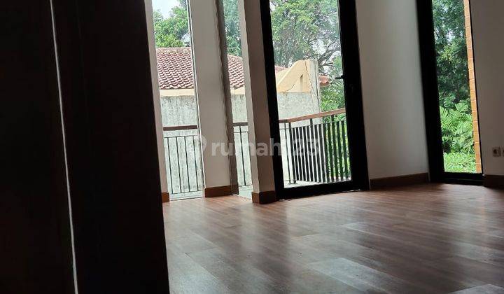 Rumah Baru dalam Townhouse, Jalan Hang jebat, Kebayoran Baru 1