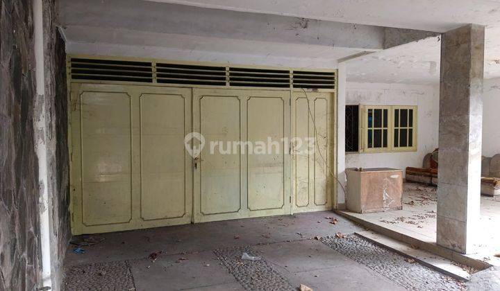 Rumah bangunan lama cocok untuk kantor, Kuningan Jakarta Selatan 1