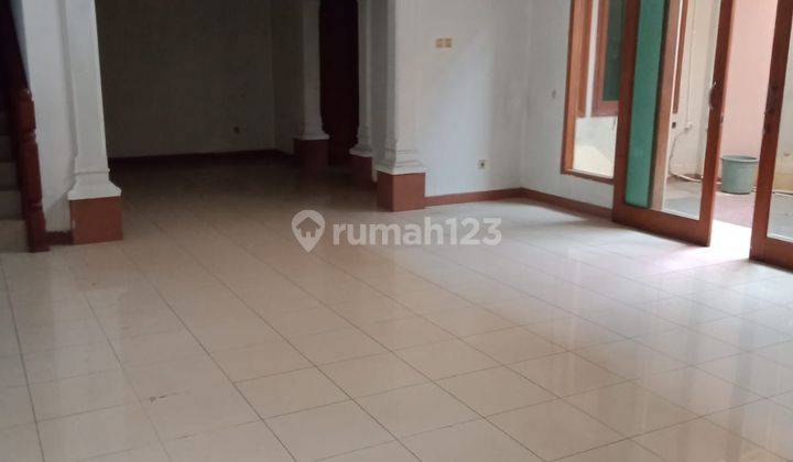 Disewakan rumah cocok untuk kantor atau tempat tinggal, Rasamala, Belakang Menara Bidakara 1