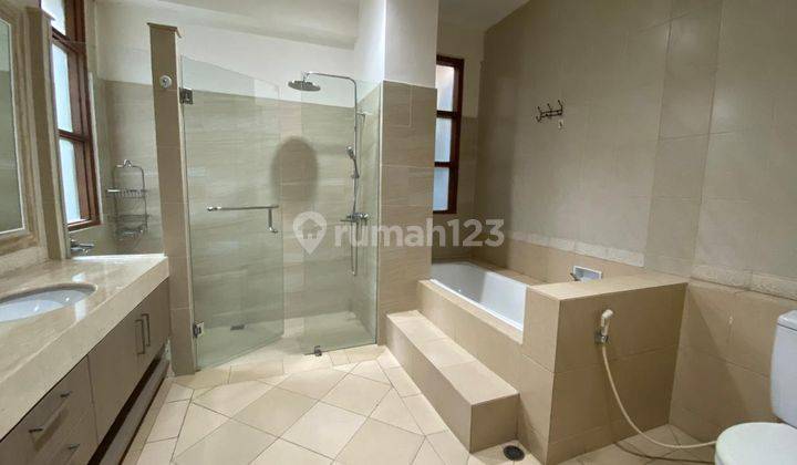 Rumah tinggal asri DiAmpera Jakarta Selatan, furnished dan siap huni 2