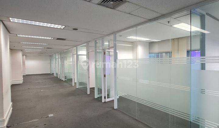 Office Spaces at Jendral Sudirman 2