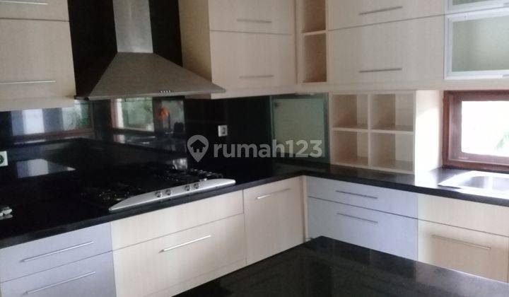 foto lainnya luxury townhouse at kemang