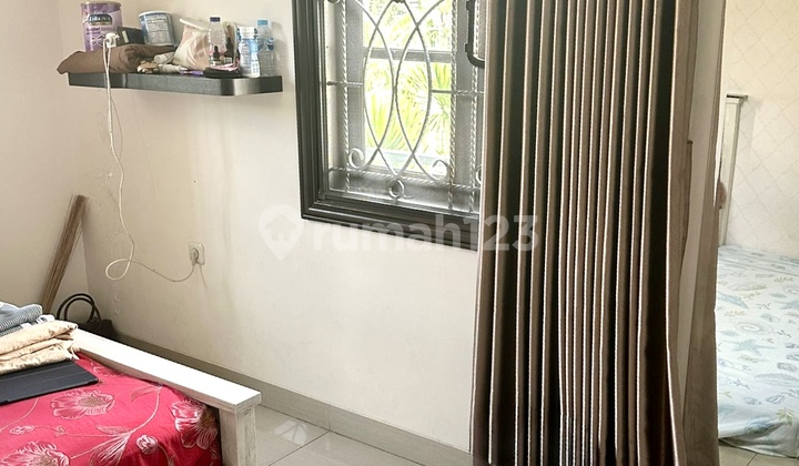 Turun Harga! Rumah Hoek Siap Huni 209m2 Gading Pelangi  2