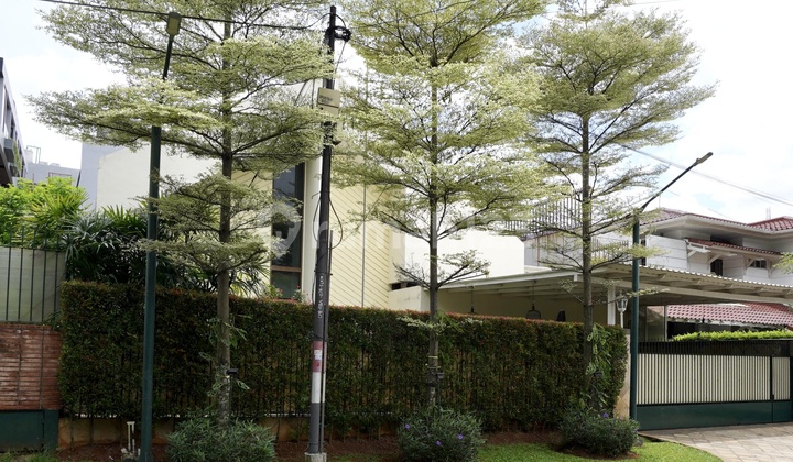 Jual Cepat Rumah Bagus 534m2 Di Bukit Hijau Pondok Indah 1