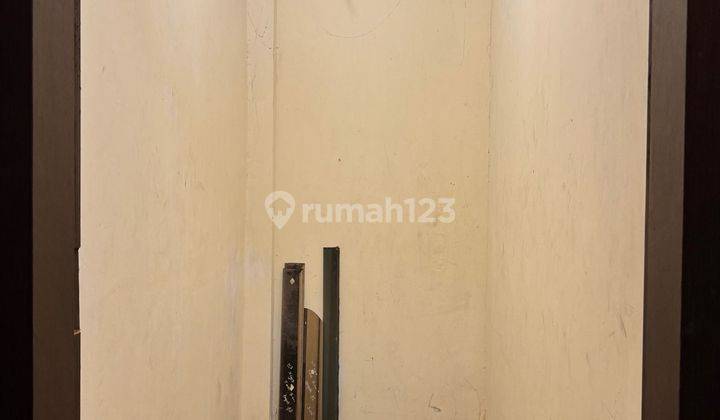 Ruko Hoek Gandeng Badan 5 Lt Ex Karaoke Di Gading Bukit Indah 2