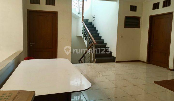 Dijual Rumah Bagus 5KT Siap Huni di Rawamangun SHM FF 2