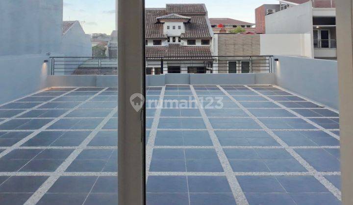 Dijual Rumah Baru 2,5 Lt Kompleks Anti Banjir Kelapa Gading  2