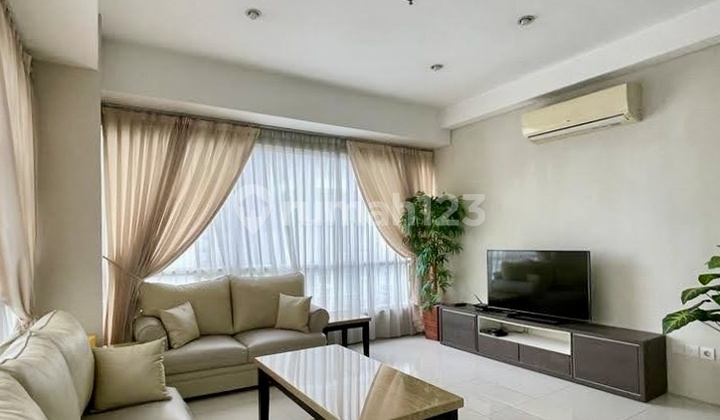 Disewakan Apt Mewah Hoek Private Lift 1Park Residence 137M2 di Gandaria