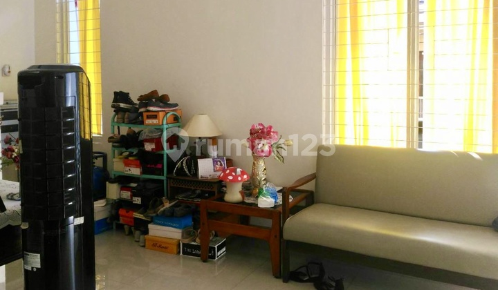 Jual Rumah Minimalis 6x15m2 Kompleks Belakang Mkg 2