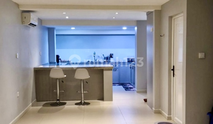 Selling a Nice 6X17m2 Residence in Janur Elok, Kelapa Gading, Flood-Free 2