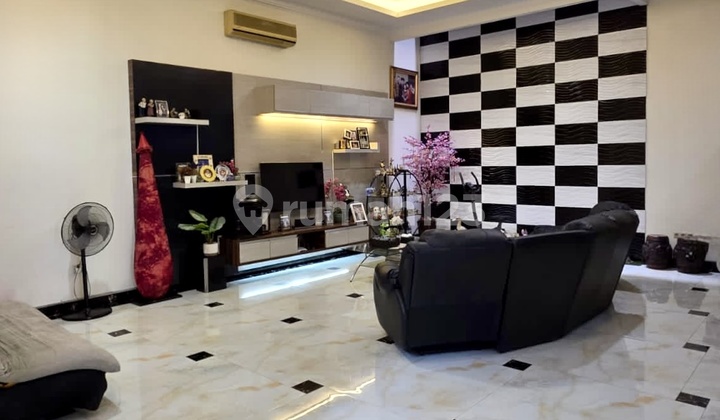 Dijual Rumah Hoek Minimalis Lux 13x18m2 Di Pelangi Dijual Rumah Hoek Minimalis Lux 13x18m2 Di Pelangi