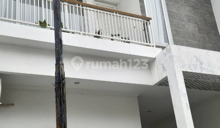 Jual Cepat Rumah Simple Kayu Putih Lt 88m2 Jual Cepat Rumah Simple Kayu Putih Lt 88m2