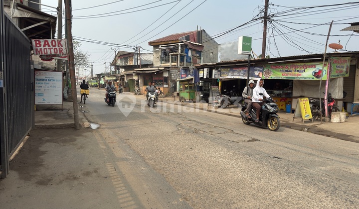 Down! Quick Sale 3-Story Shop House on Raya Dadap, Flood-Free 2