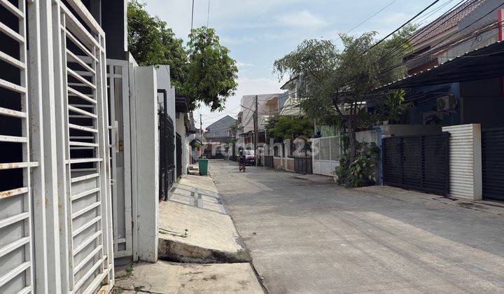 Jual Rumah 2,5 Minimalis Modern Lt Di Mayangsari, Koja  2