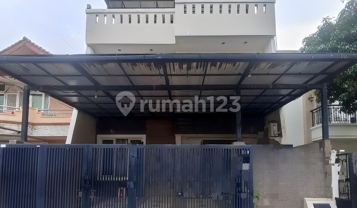 Turun Harga Jual Rumah Minimalis 9X17m2 di Gading Kirana
