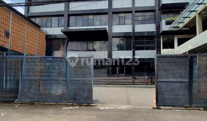 For Sale/Rent Warehouse+Office Spacious 40' Access in Sunter For Sale/Rent Warehouse+Office Spacious 40' Access in Sunter