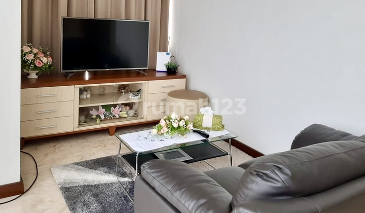 Jual Cepat Apt Hoek L Avenue 2br Full Furnished Bagus Jual Cepat Apt Hoek L Avenue 2br Full Furnished Bagus