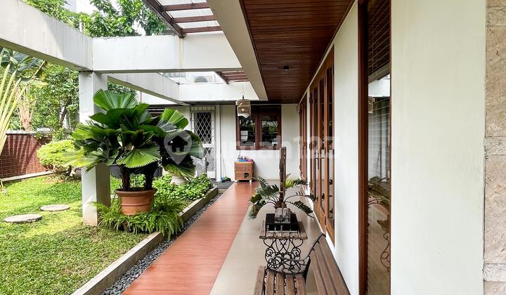 Dijual Rumah Hoek Strategis 434m2 Di Senopati