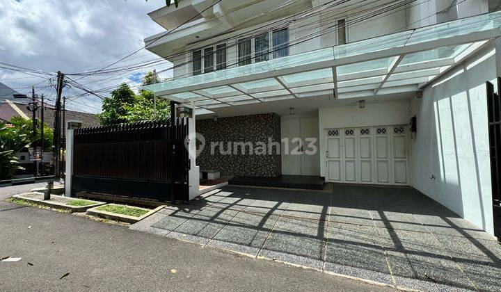 Dijual Rumah Megah Hoek Lt 280m2 Di Taman Meruya Ilir  2