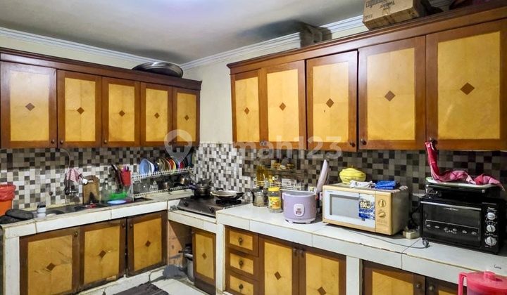 For Sale Nice House + Boarding House 420M2 Land in Bendungan Hilir Central Jakarta 2